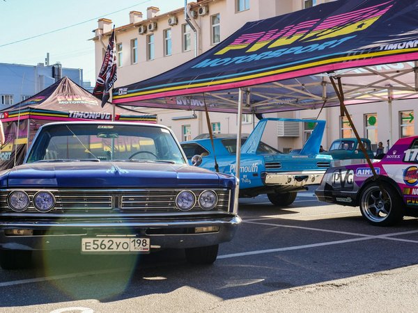 Essential Tips for Effortlessly Streamlining Your Makeup Collection for Quick and Easy Access