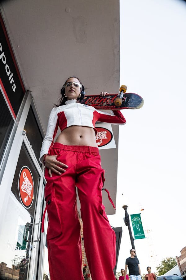 Top Y2K clothing websites for trendy Gen Z fashion